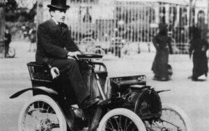 rrenault 01 e1633148365722 Historia