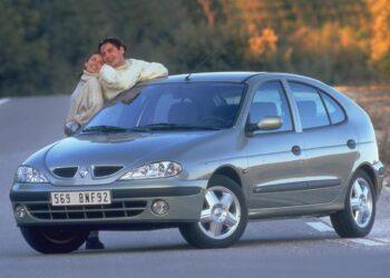 renault megane hatchback 1999 2003 r3.jpg Renault