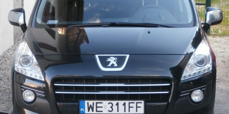 05 Peugeot 3008 HYbrid4 Wiadomości