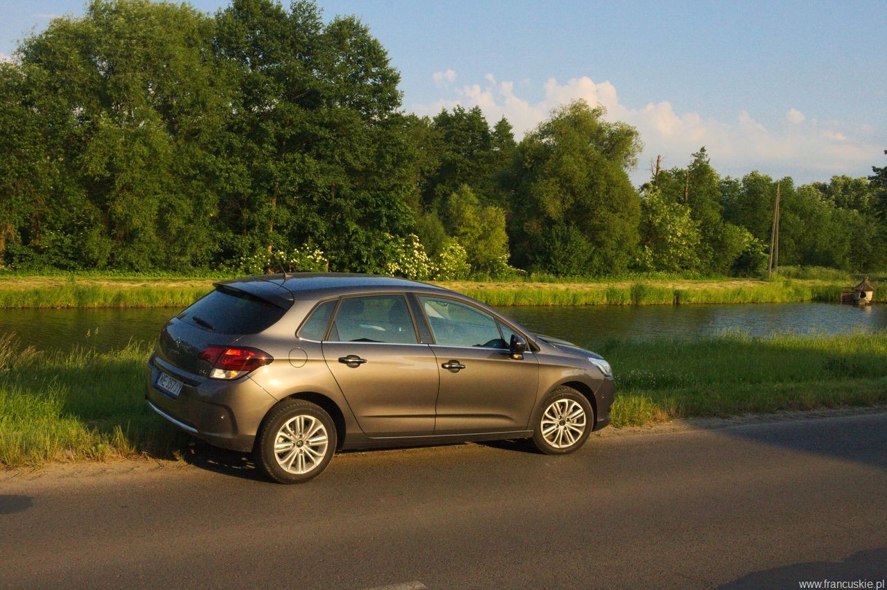 Citroën C4 Z Silnikiem Roku 2015 1.2 Puretech – Kompakt, Klasyka, Niezawodność – Francuskie.pl – Dziennik Motoryzacyjny