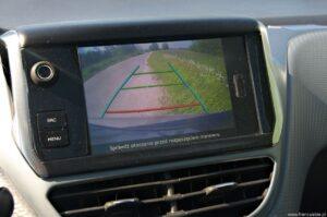 31. Peugeot 208 z lakierem strukturalnym Testy