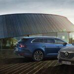 6. Renault Talisman ze statuetką Luksusowej Marki Roku Renault