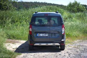 13. Dacia Dokker Stepway – solidny kombivan w atrakcyjnej cenie Testy