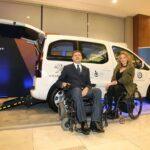 01. Firma Peugeot Polska zaprezentowała pierwszy w Polsce samochód przystosowany do kierowania przez osobę z czterokończynowym porażeniem Wiadomości