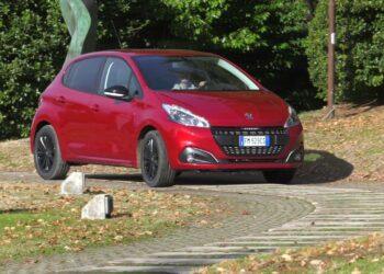 Peugeot 208 Black Line Wiadomości