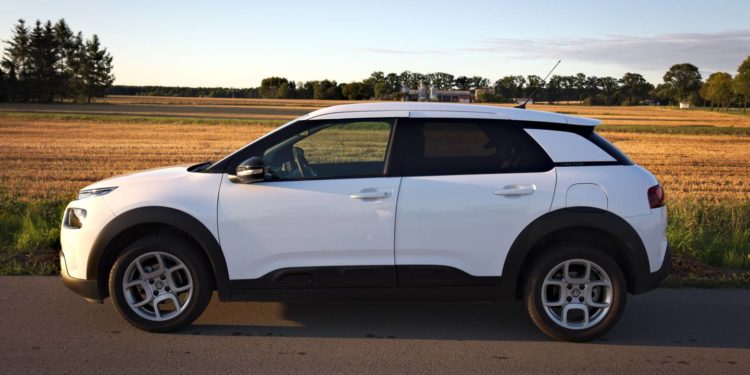 Nowy Citroën C4 Cactus PureTech 110 z automatem 06 Wiadomości