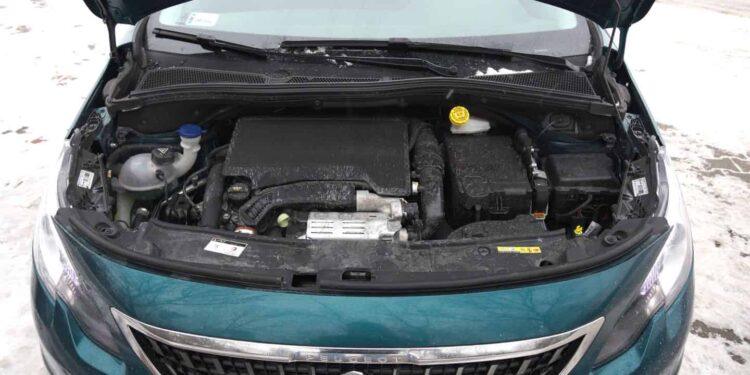 66. Peugeot 2008 Style 1.2 PureTech 130 Wiadomości