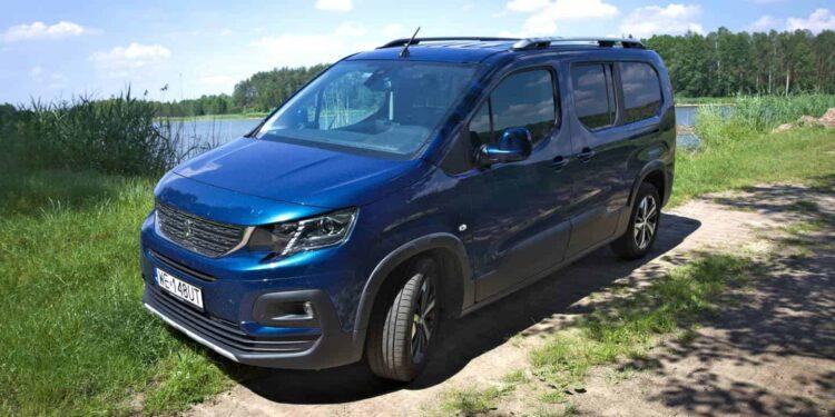 08. Peugeot Rifter w wersji 7 osobowej Testy