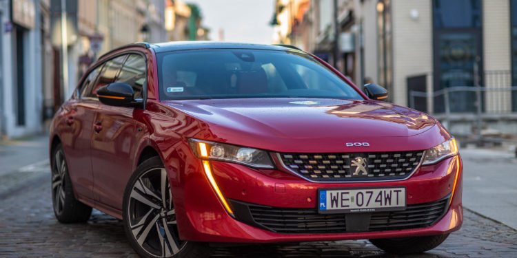 Wyprzedaż rocznika 2019 w Peugeot samochody nawet 44