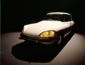 Il frontale della DS dopo il restyling del 1967 scaled Historia