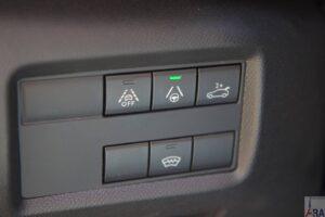 47. Komfortowy Citroen C5 Aircross BlueHDi 130 EAT8 Shine Citroën - testy i opinie