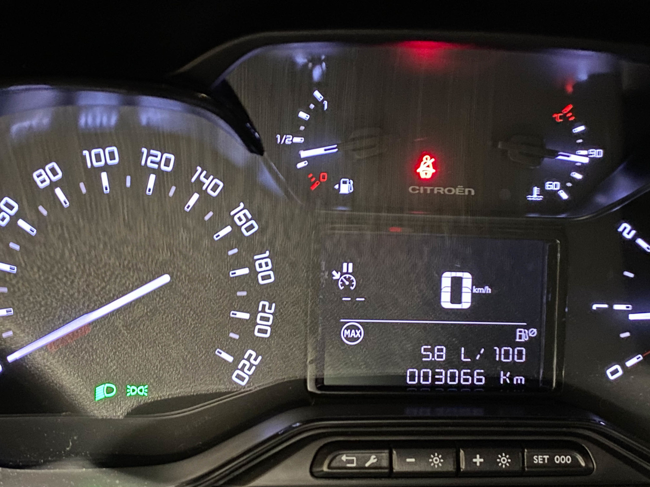 Ile Pali Nowy Citroën C3 1.2 110 Km Na Autostradzie? Zaskakujący Wynik Testu – Francuskie.pl – Dziennik Motoryzacyjny