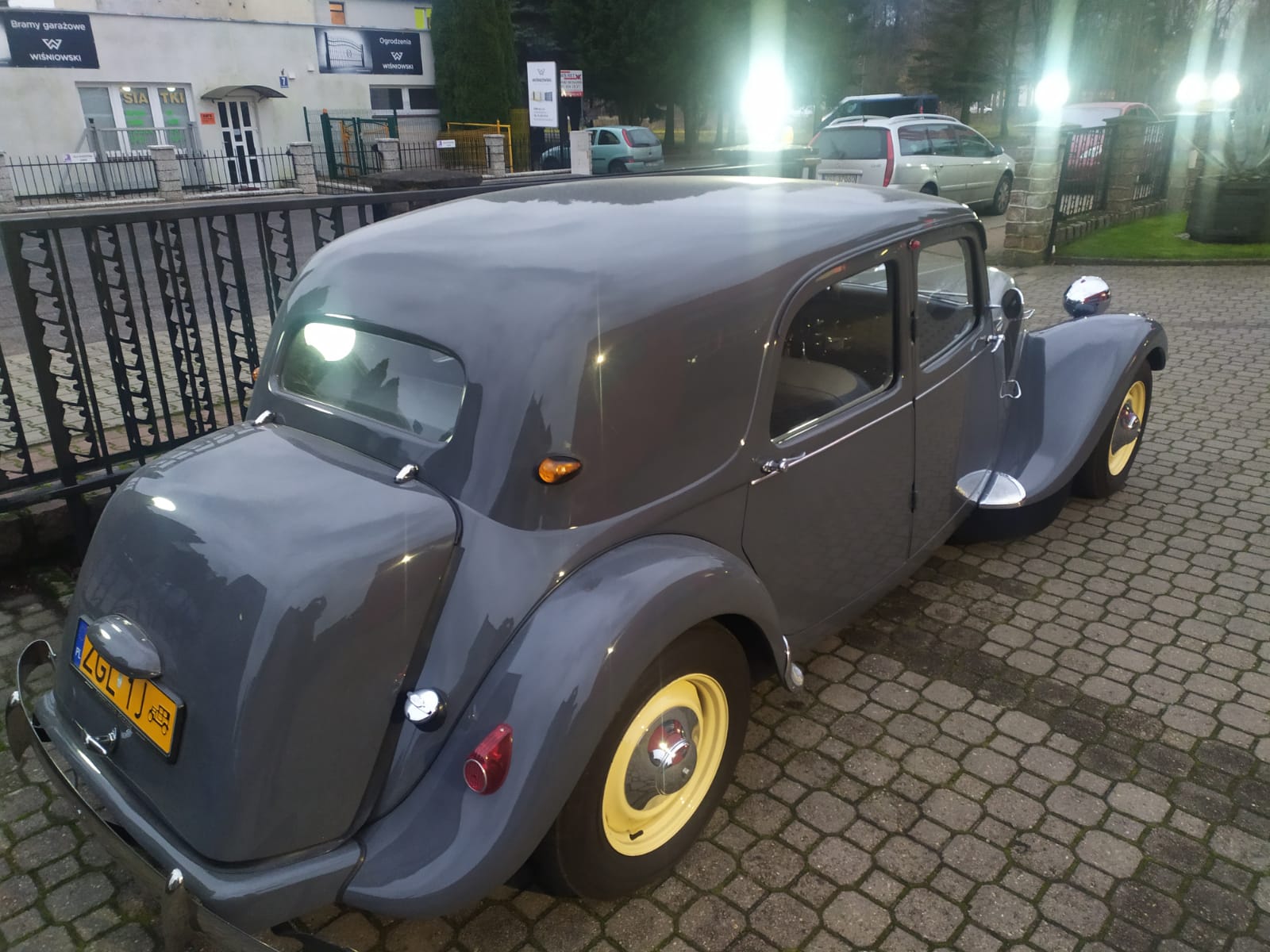 Citroën Traction Avant – Niezwykły Samochód Z 1934, Który Na Zawsze Zmienił Oblicze Motoryzacji. Wersje, Zmiany, Różnice – Francuskie.pl – Dziennik Motoryzacyjny