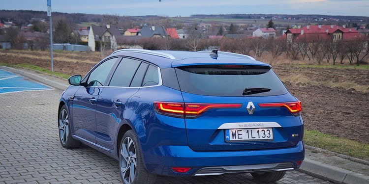03. Renault Megane Grandtour E Tech Wiadomości