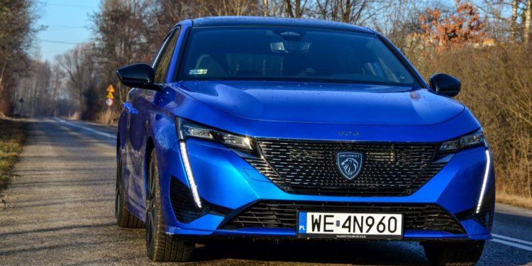 Nowy Peugeot 308 1.6 Hybrid 225: test, opinia