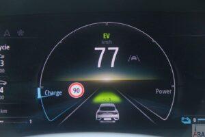 75. Renault Arkana E Tech Intens 145 – z hybryda na ekspresowkach Testy