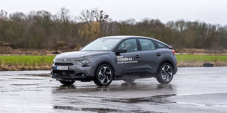 citroen c4 130 km 2022 1 3 Testy