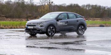 citroen c4 130 km 2022 1 3 scaled Wiadomości