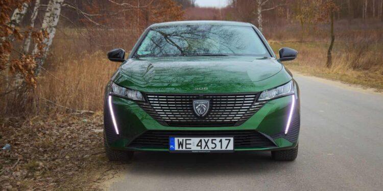 11. Nowy Peugeot 308 w optymalnej wersji – 1.2 PureTech 130 Allure Pack M6 Testy
