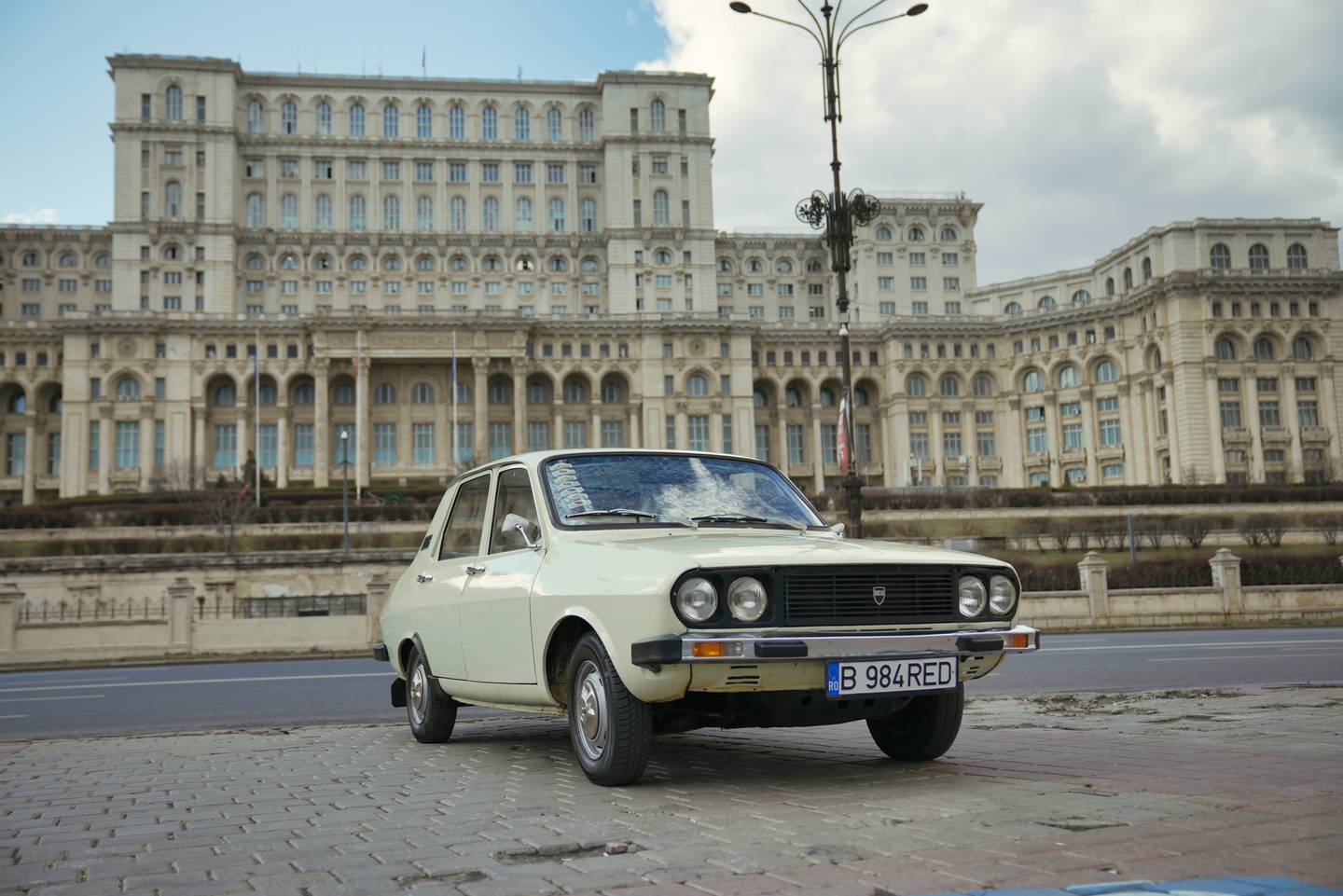Dacia 1300 – Totul a început cu această mașină – French.pl – Dziennik Motoryzacyjny