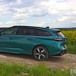 009. Peugeot 308 SW III PureTech 130 EAT8 GT – wyraziste i funkcjonalne kombi Wiadomości