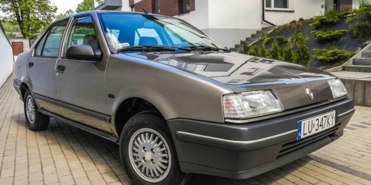 renault 19 4 scaled Renault