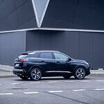 peugeot 3008 2022 hybrid4 4x4 9 Wiadomości