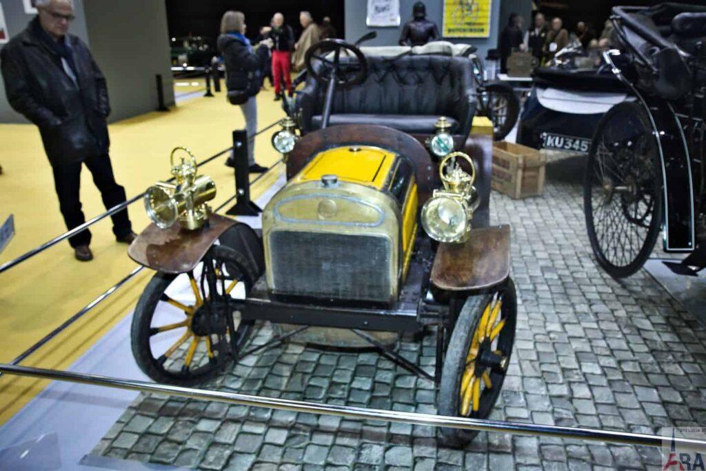 Zlote lata francuskiej motoryzacji – relacja wlasna z Retromobile 2023. Truffault Voiturette 2 Wiadomości