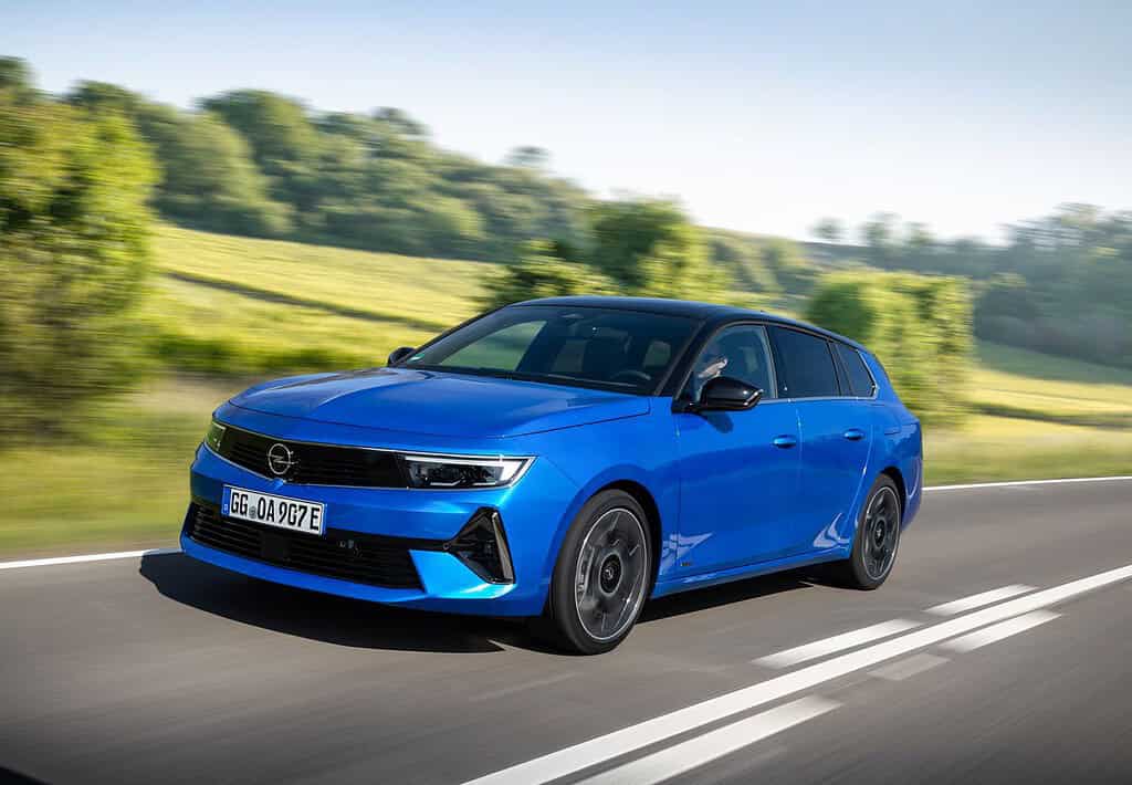 Opel swietuje 20 lat foteli z atestem AGR 15 Wiadomości