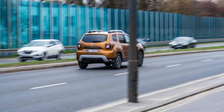 ulice miasta polska 11 dacia duster scaled Wiadomości