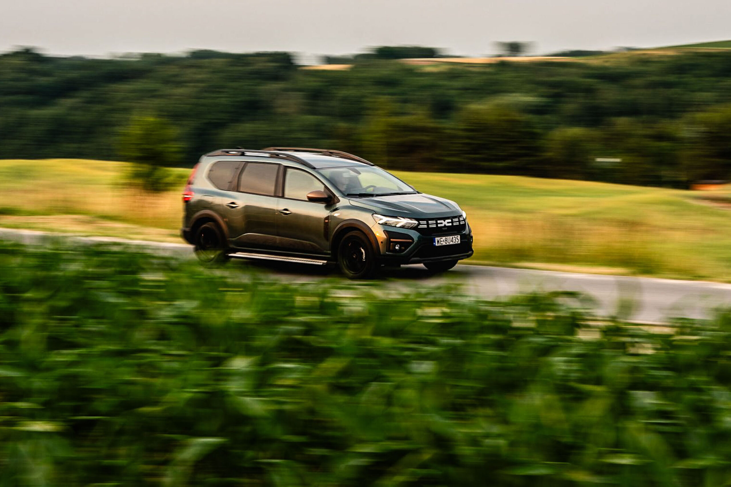 Dacia și Renault sunt lideri de piață în România.  Rolul lui Duster va crește  francez.P.L