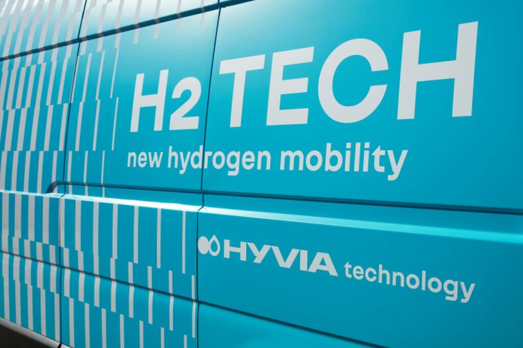 Renault i HYVIA na Kongresie Nowej Mobilności 2023 w Łodzi