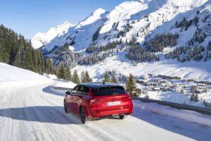 Idealny towarzysz podrozy nowy Opel Astra Sports Tourer Electric z oryginalnymi akcesoriami 09 Wiadomości
