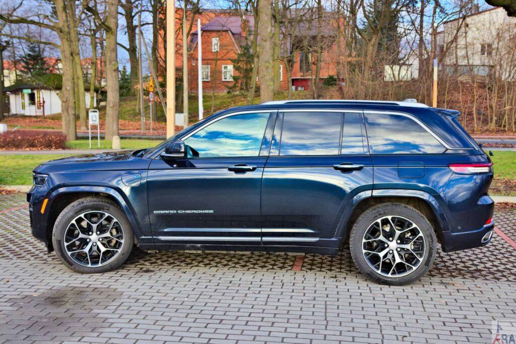 Jeep Grand Cherokee 4xe Summit Reserve 381 KM 009 Testy
