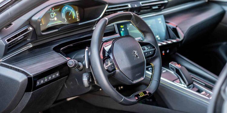 peugeot 508 phev 2 scaled Wiadomości