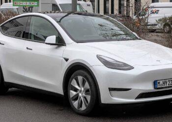 tesla y scaled Wiadomości