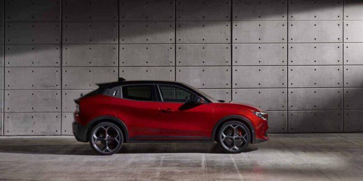 Alfa Romeo Milano 2024 Wiadomości