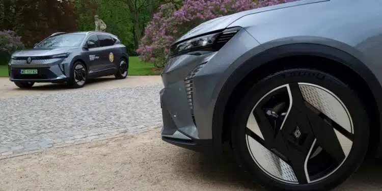 Renault Scenic E Tech 2024 003 Wiadomości