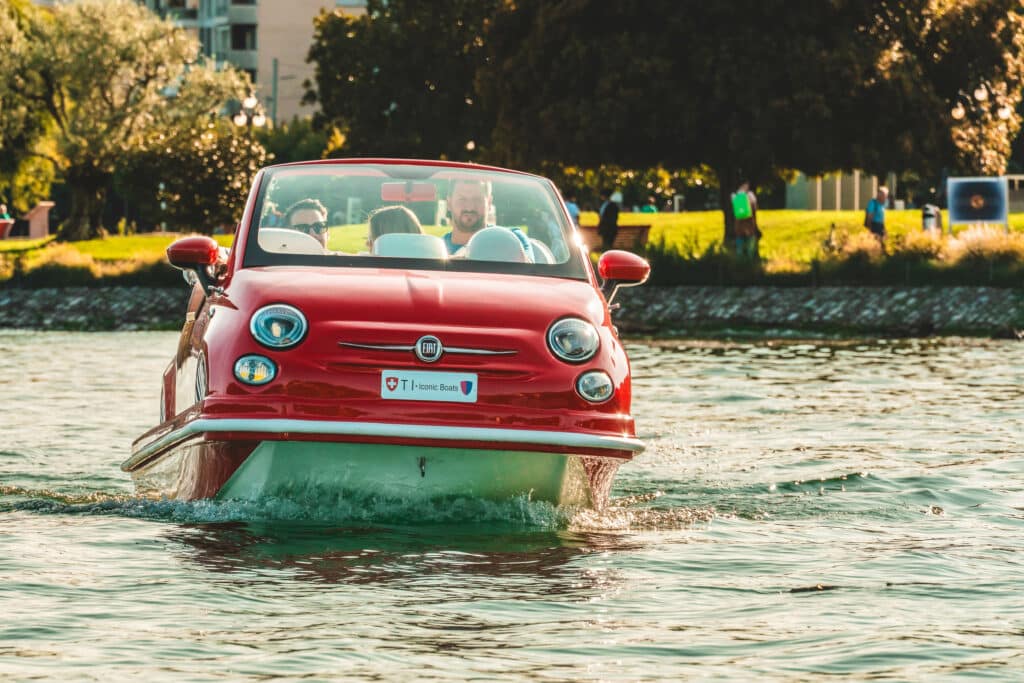 Powstała limitowana łódź inspirowana Fiatem 500. Jest kilka razy droższa od samochodu