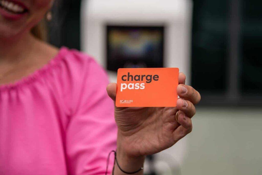 Abonament Mobilize Charge Pass latwy dostep do 600.000 stacji ladowania w Europie 1 Wiadomości