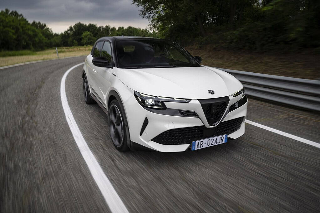 AlfaRomeoJunior Dynamic 6 Wiadomości