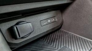 Dacia Duster Hybrid 140 25 Testy