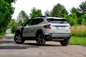 Dacia Duster Hybrid 140 43 Testy
