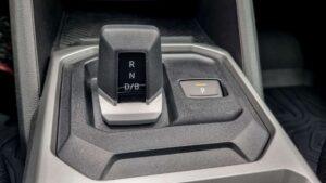 Dacia Duster Hybrid 140 9 Testy