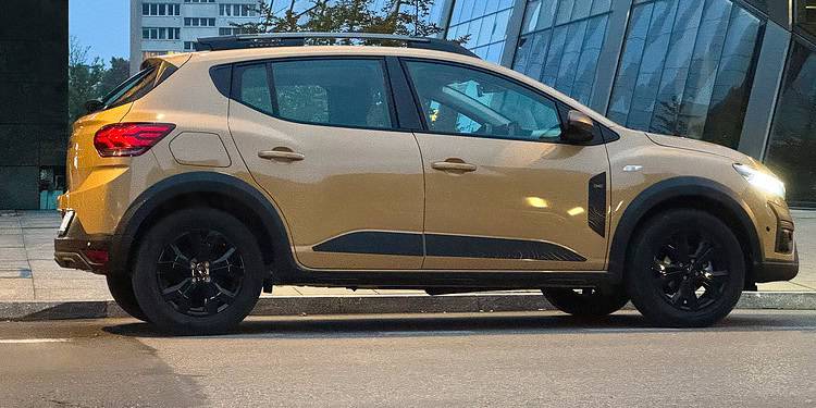 dacia sandero stepway 1 0 cvt 2024 1 Wiadomości
