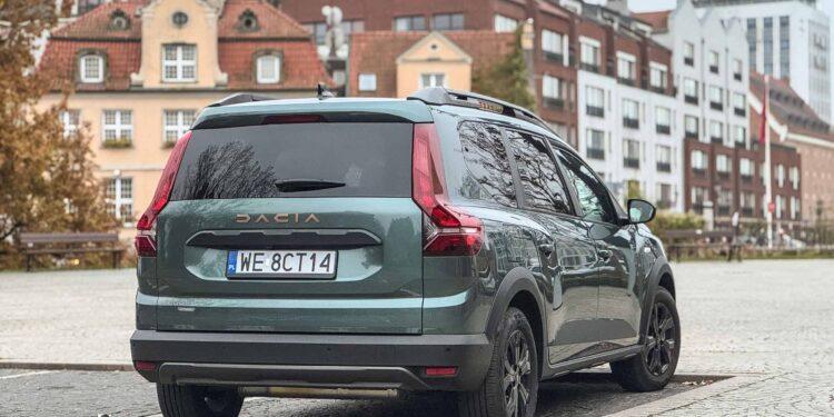 Nowa Dacia Jogger Hybrid,