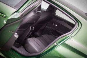 peugeot 308 mhev 136km 17 scaled Testy