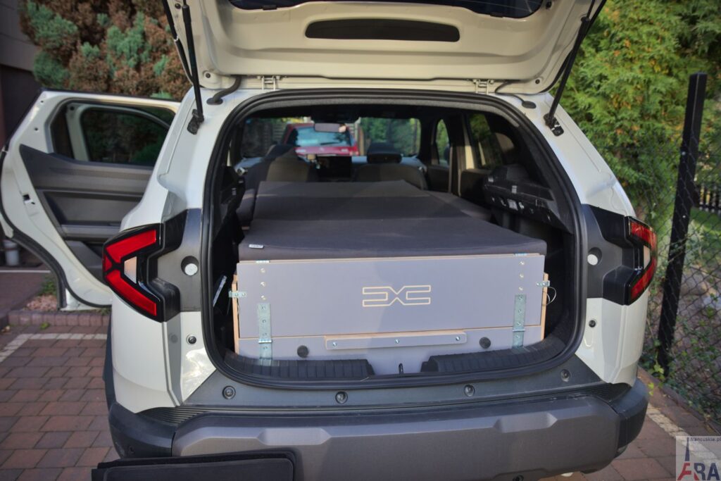 dacia duster iii lpg eco g 100 sleep pack sposob na tanie podrozowanie i biwakowanie 028 Wiadomości