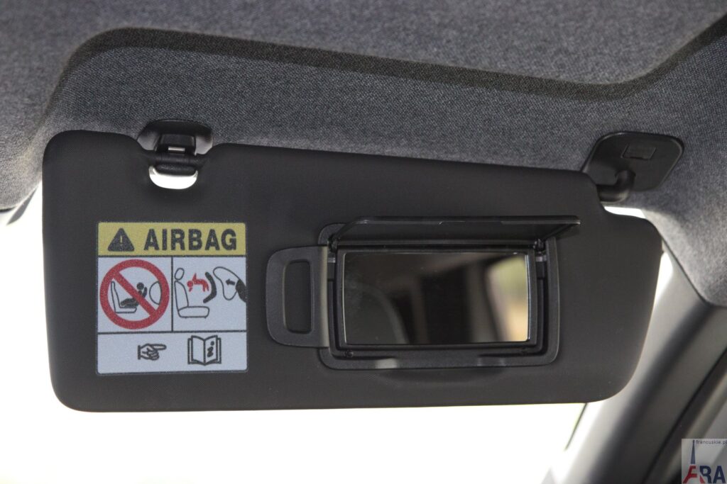 dacia duster iii lpg eco g 100 sleep pack sposob na tanie podrozowanie i biwakowanie 087 Wiadomości