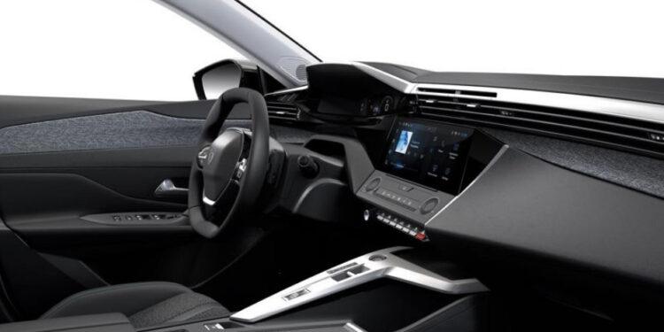 kokpit peugeota 408 Allure